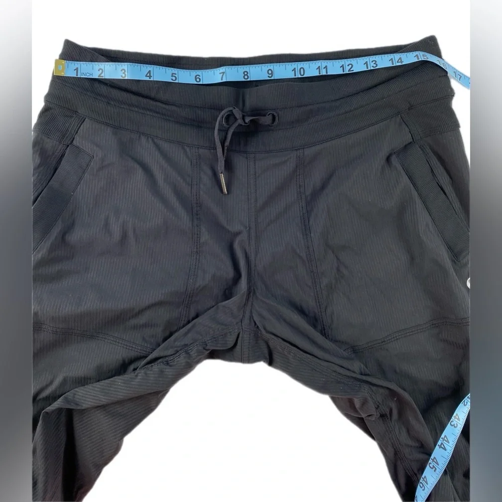 Lululemon Studio Crop size 10 Black - Picture 10 of 16